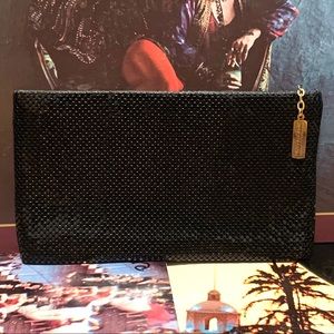 Whiting & Davis Clutch